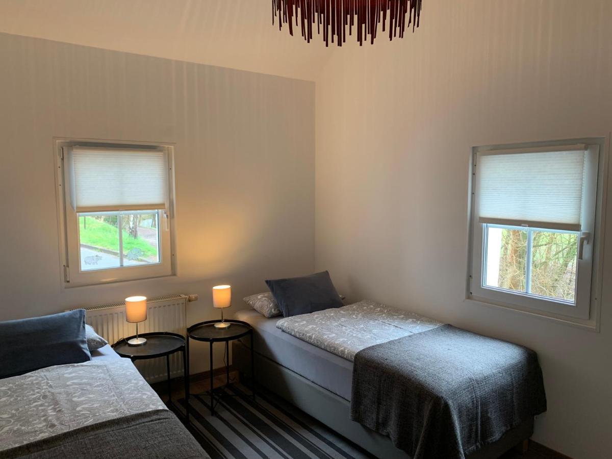Ferienhaus Gemuend Villa Шлайден Екстериор снимка